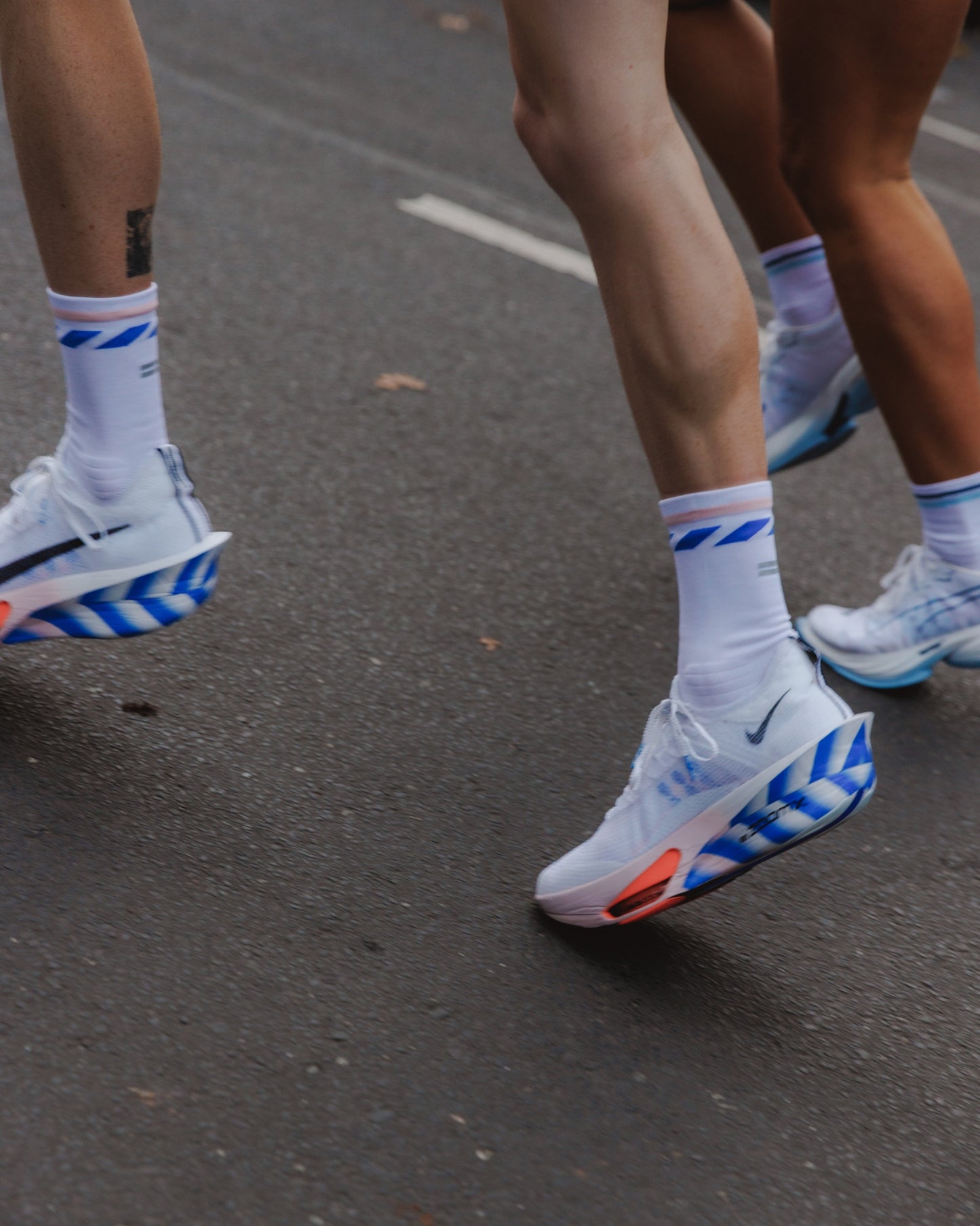 SHYU racing socks - white | sash | melon