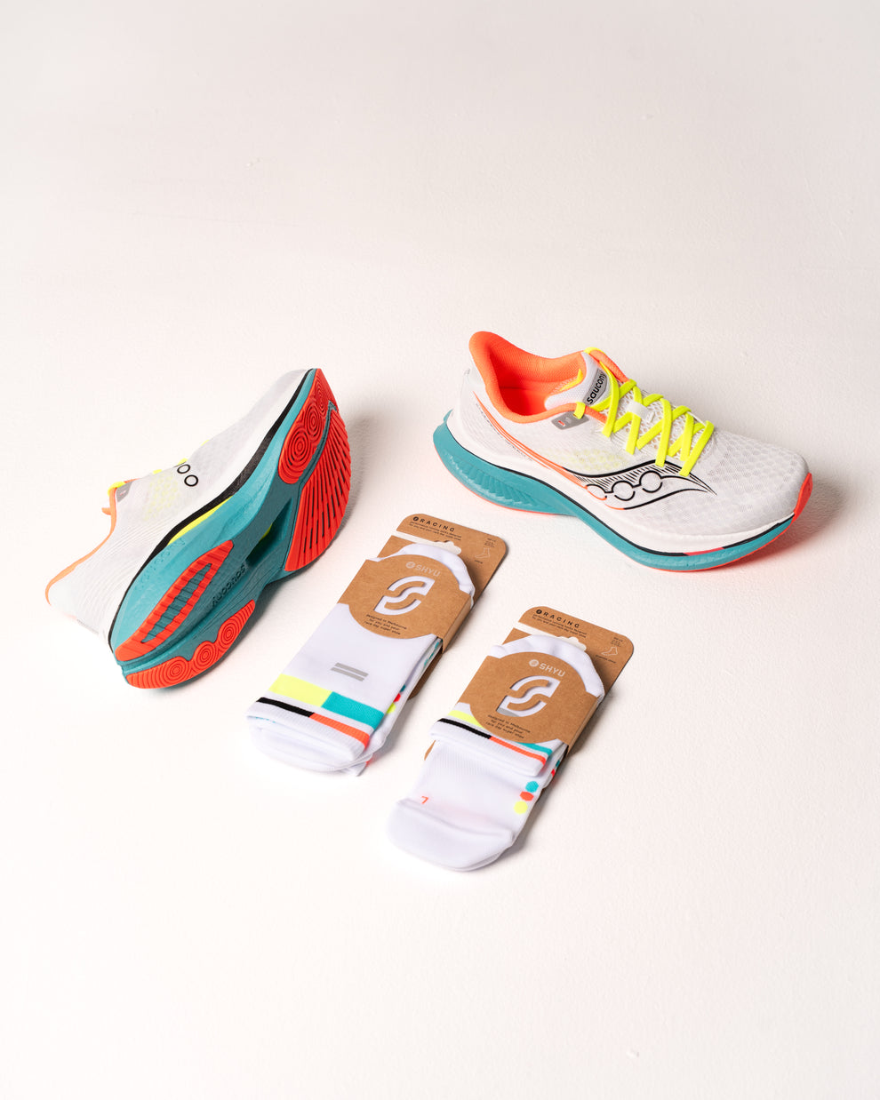 SHYU racing socks - white | mute | ant