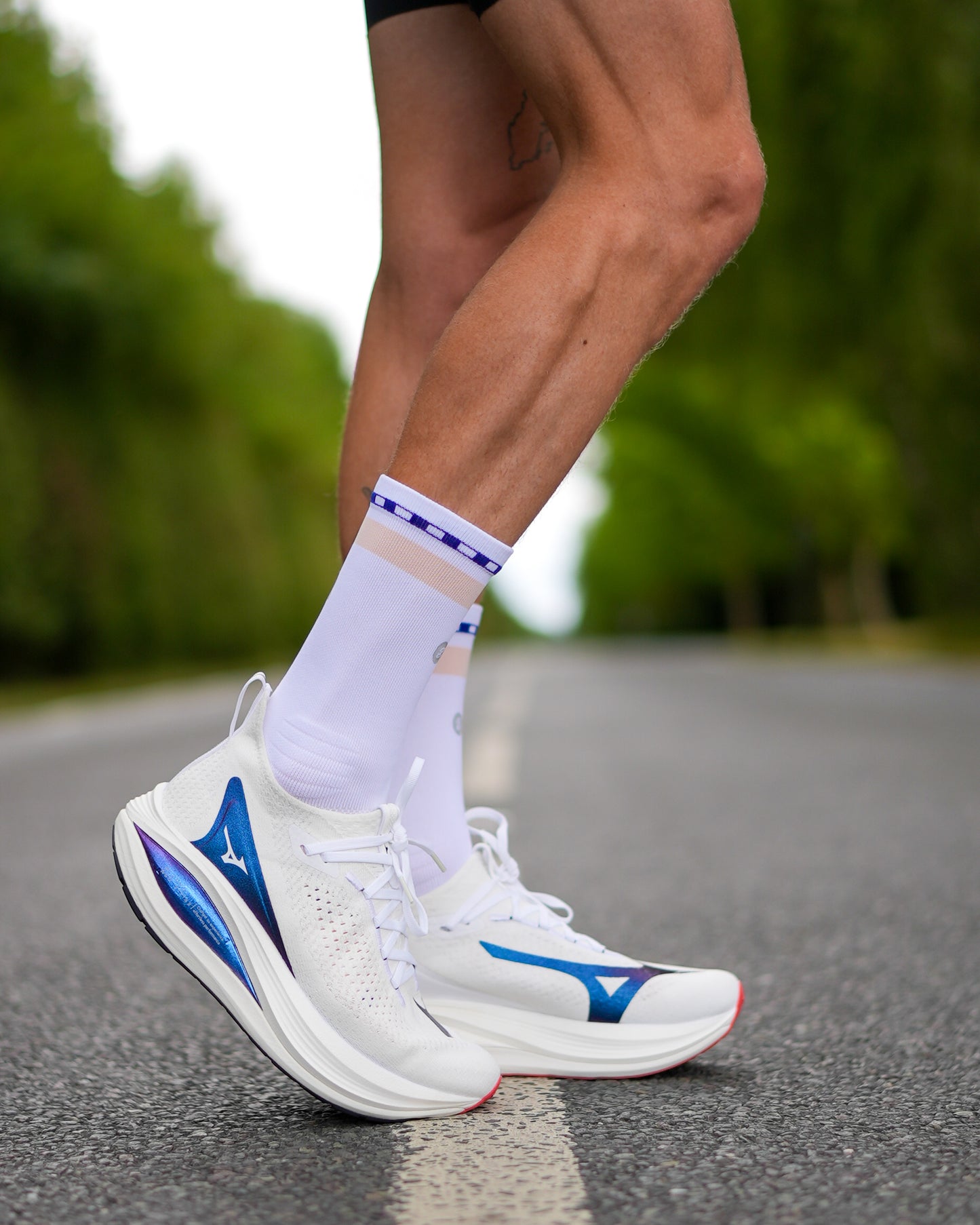 SHYU x 'Ben is Running' racing socks - white | peach | chequer