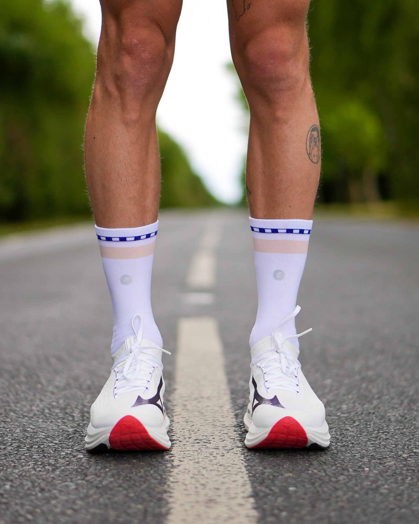 SHYU x 'Ben is Running' racing socks - white | peach | chequer